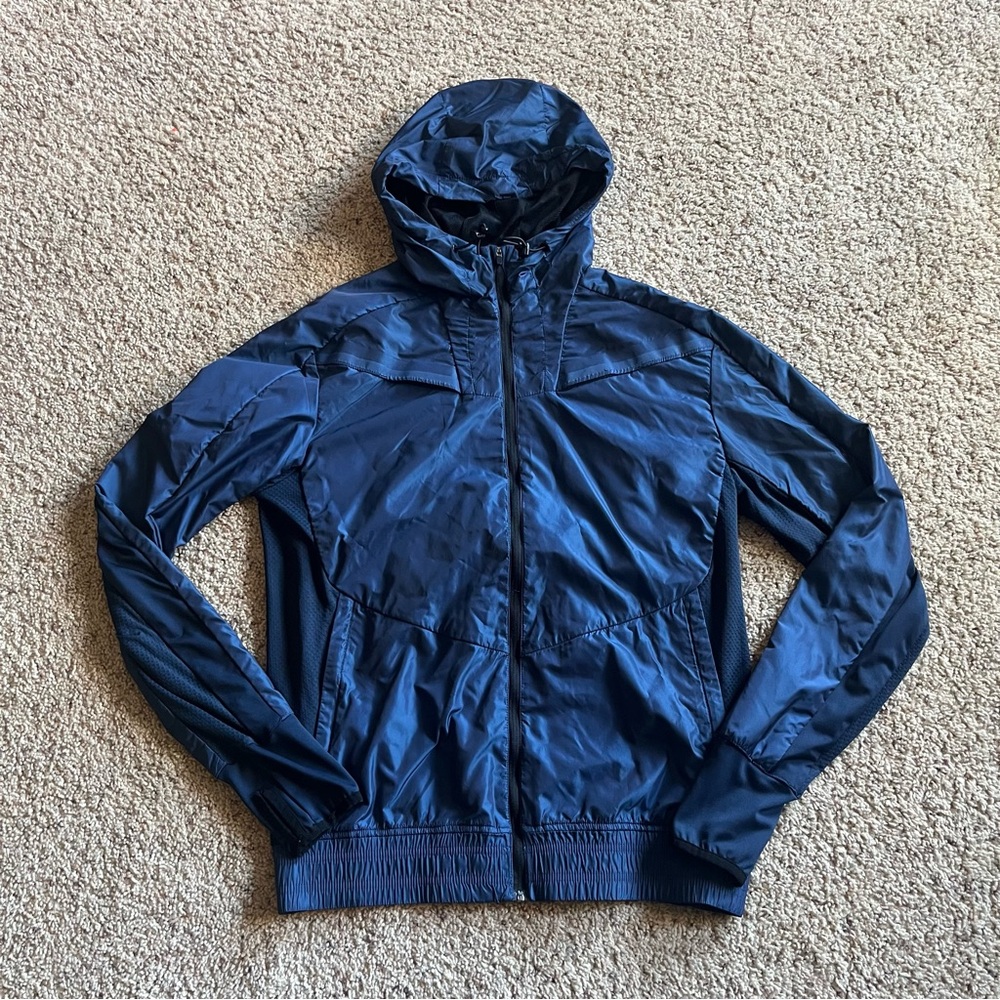 Men’s H&M Sport Navy Blue Lightweight Zip Up Windbreaker Jacket size Small